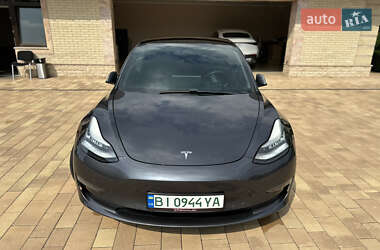 Седан Tesla Model 3 2019 в 