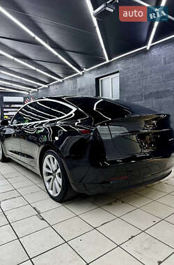 Седан Tesla Model 3 2019 в 