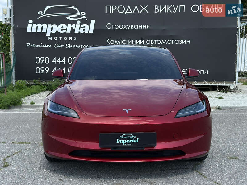 Седан Tesla Model 3 2024 в Харькове