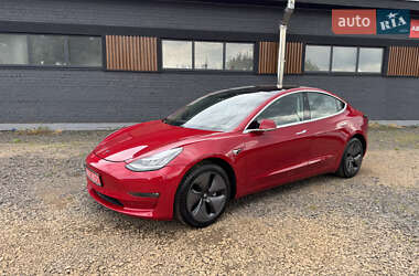 Седан Tesla Model 3 2018 в 