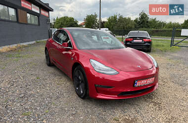 Седан Tesla Model 3 2018 в 