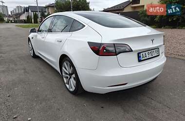 Седан Tesla Model 3 2019 в Броварах