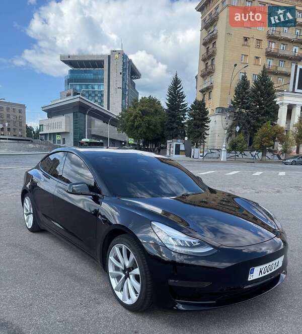 Седан Tesla Model 3 2019 в Харькове