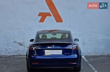 Седан Tesla Model 3 2018 в 