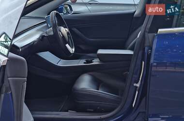 Седан Tesla Model 3 2018 в Одессе
