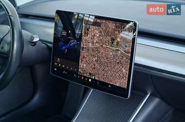Седан Tesla Model 3 2018 в Одессе