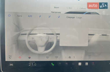 Седан Tesla Model 3 2023 в Киеве