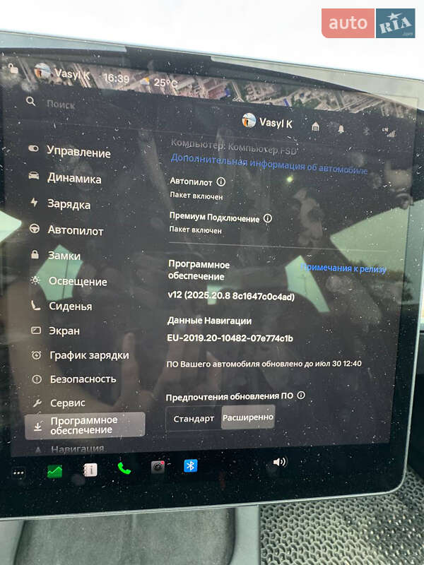 Седан Tesla Model 3 2022 в Днепре