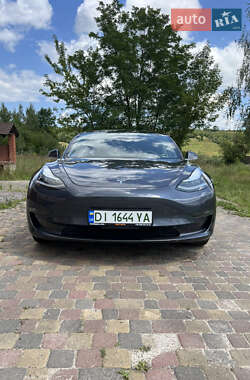 Седан Tesla Model 3 2019 в 