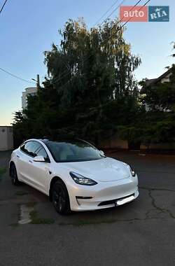 Седан Tesla Model 3 2022 в Чорноморську
