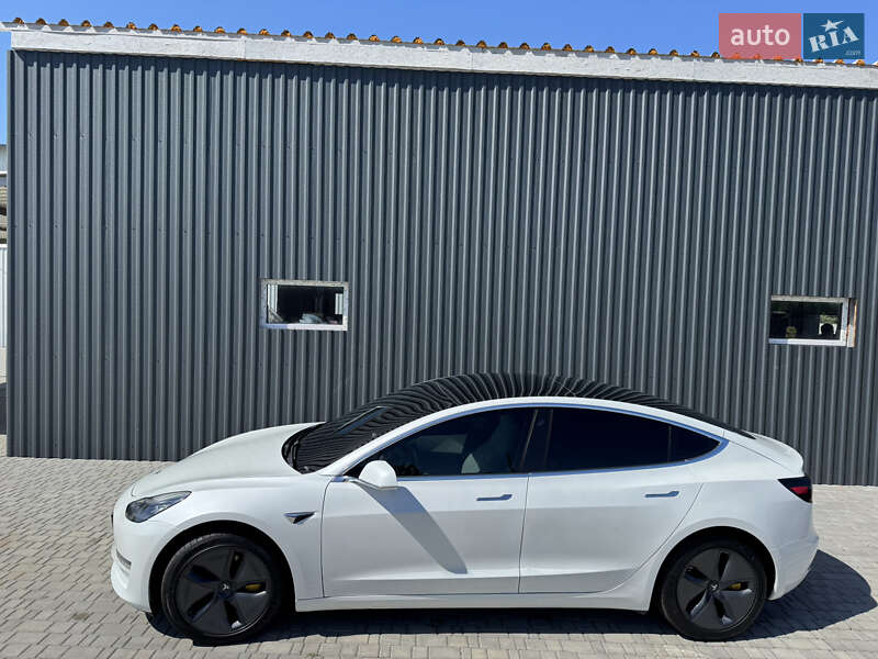 Седан Tesla Model 3 2020 в Белой Церкви
