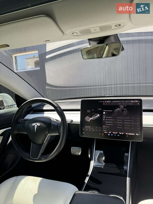 Седан Tesla Model 3 2020 в Белой Церкви