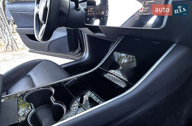 Седан Tesla Model 3 2018 в 