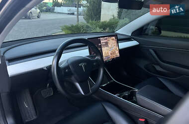 Седан Tesla Model 3 2018 в 