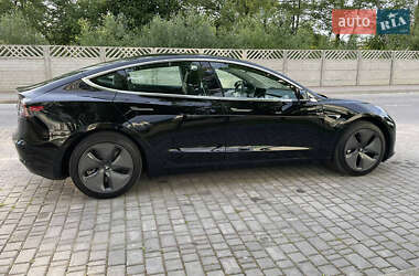 Седан Tesla Model 3 2019 в 