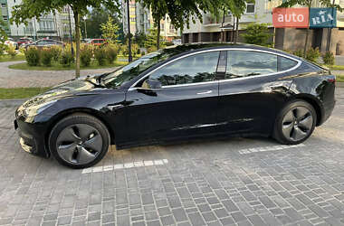 Седан Tesla Model 3 2019 в 