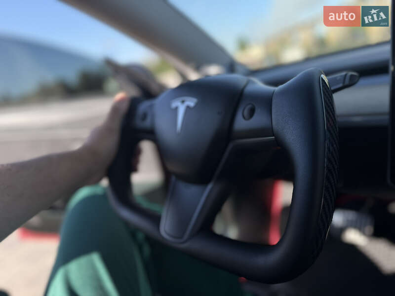 Седан Tesla Model 3 2018 в Дніпрі