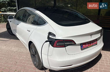 Седан Tesla Model 3 2018 в 