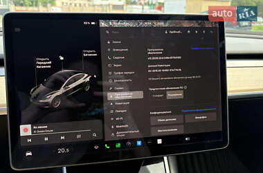 Седан Tesla Model 3 2018 в 
