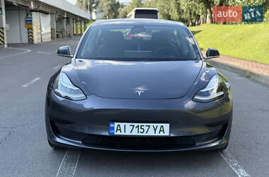 Седан Tesla Model 3 2019 в 