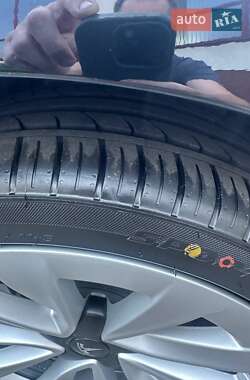 Седан Tesla Model 3 2023 в Луцке