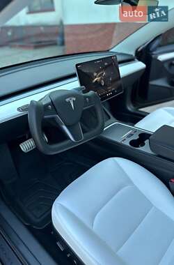 Седан Tesla Model 3 2023 в Луцке