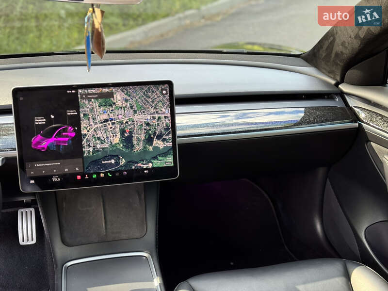 Седан Tesla Model 3 2021 в Житомирі