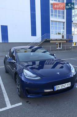 Седан Tesla Model 3 2018 в Хмельницком