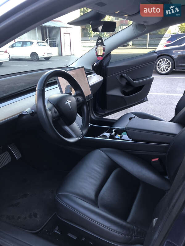 Седан Tesla Model 3 2018 в Хмельницькому