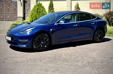 Седан Tesla Model 3 2019 в 