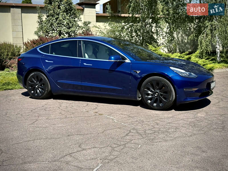 Седан Tesla Model 3 2019 в Днепре