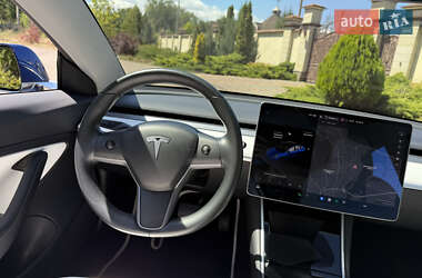 Седан Tesla Model 3 2019 в 