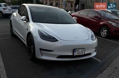 Седан Tesla Model 3 2022 в Одессе
