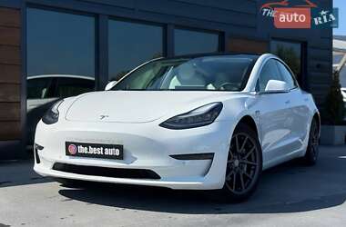 Седан Tesla Model 3 2019 в Ровно