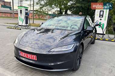 Седан Tesla Model 3 2024 в Киеве