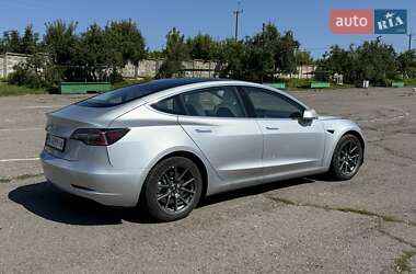 Седан Tesla Model 3 2018 в 