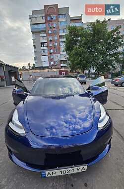 Седан Tesla Model 3 2018 в 