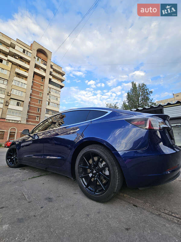 Седан Tesla Model 3 2018 в Запоріжжі фото 21 Седан Tesla Model 3 2018 в Запоріжжі