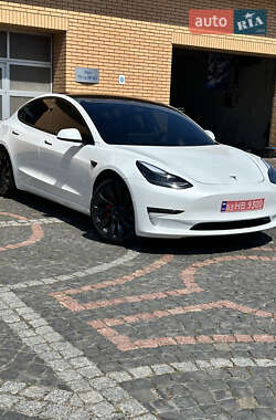 Седан Tesla Model 3 2022 в Луцке
