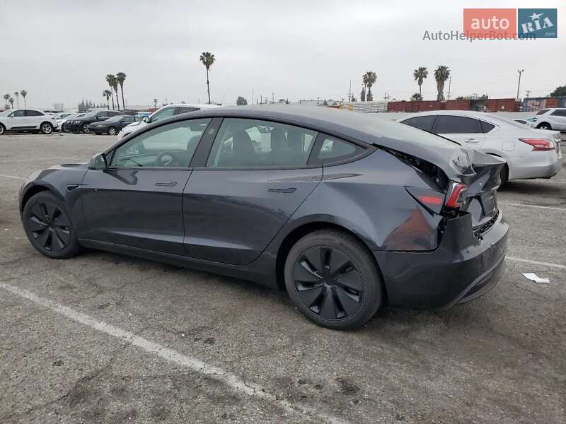 Седан Tesla Model 3 2025 в Умани