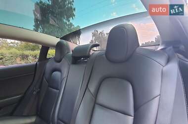 Седан Tesla Model 3 2022 в Білій Церкві