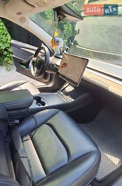 Седан Tesla Model 3 2022 в Білій Церкві
