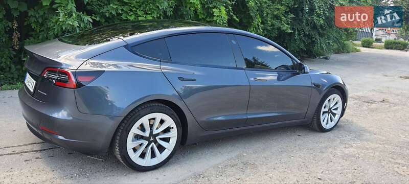 Седан Tesla Model 3 2022 в Білій Церкві