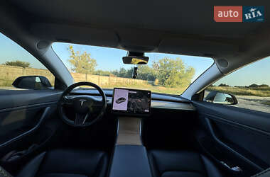 Седан Tesla Model 3 2018 в 