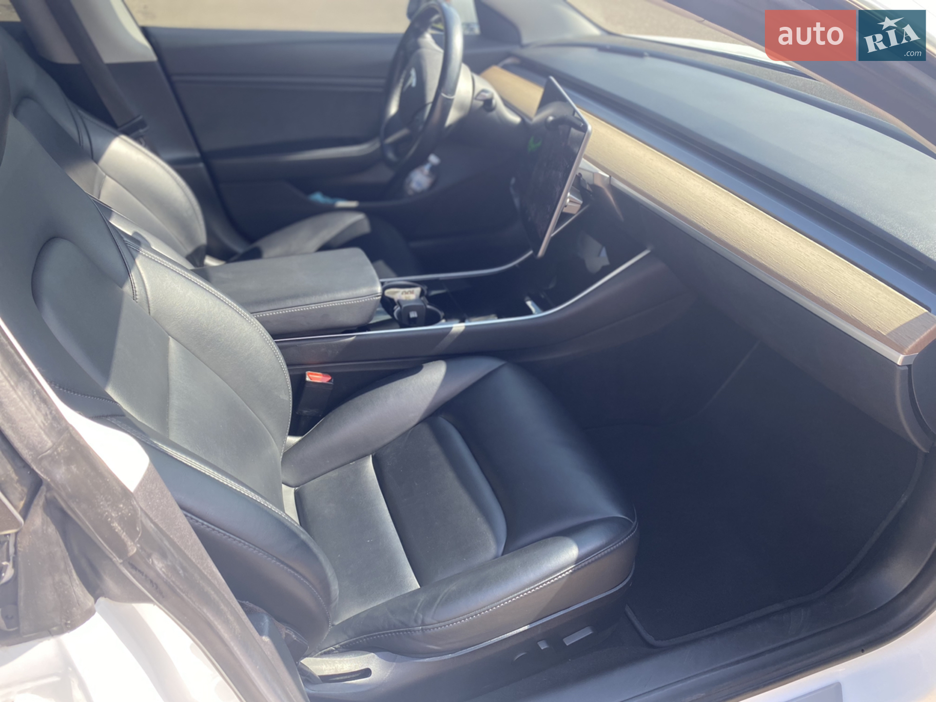 2018 Tesla Model 3 - мініатюра 11