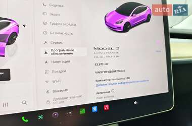 Седан Tesla Model 3 2022 в 
