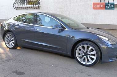 Седан Tesla Model 3 2019 в 