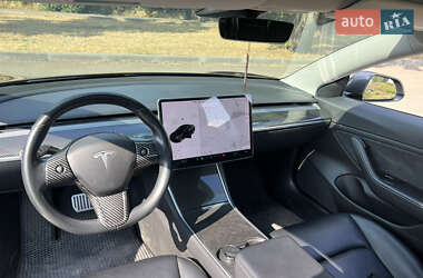 Седан Tesla Model 3 2018 в 