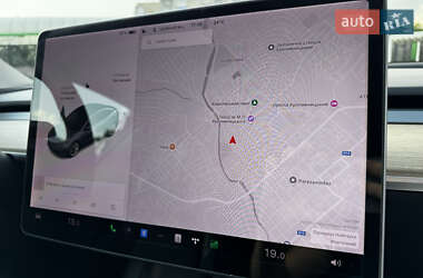 Седан Tesla Model 3 2020 в Кропивницькому