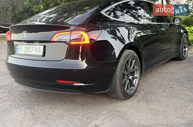 Седан Tesla Model 3 2019 в Кобеляках